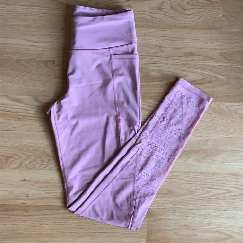 Victorias Secret Medium Workout Leggings with pockets